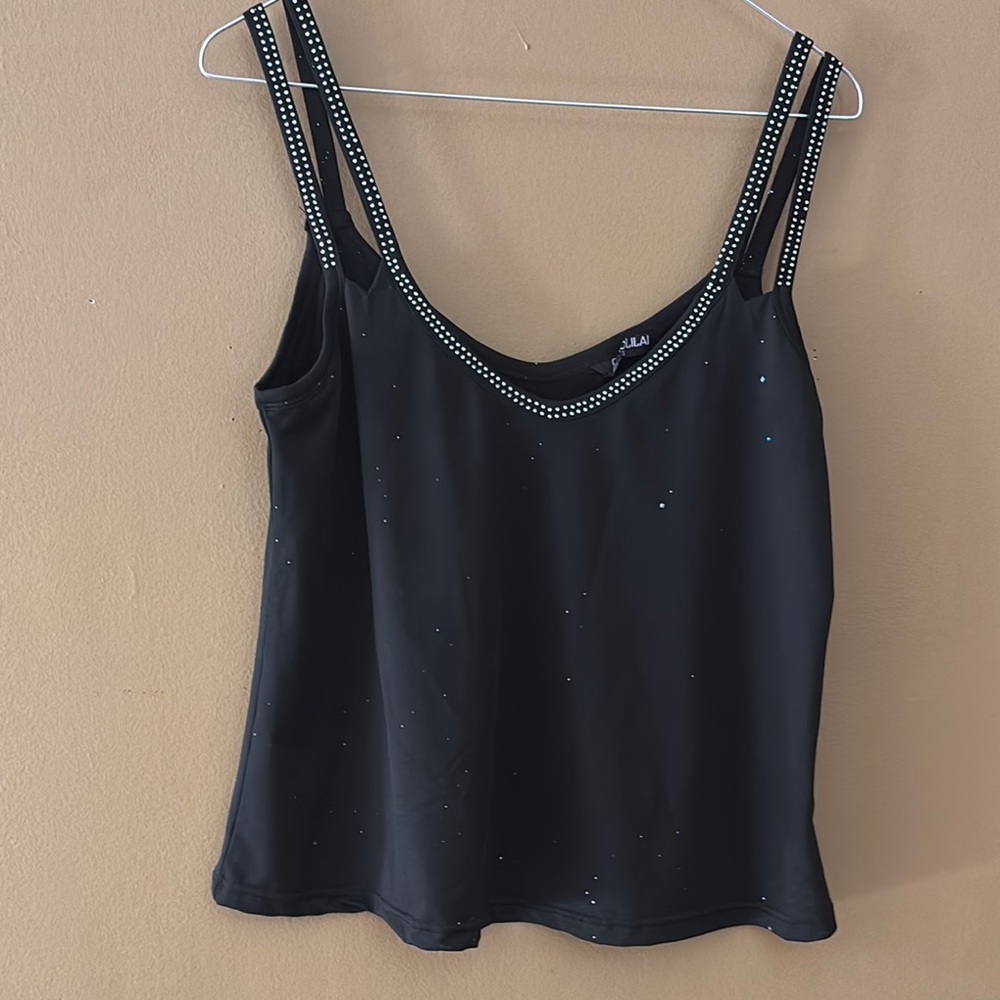 Fitted Black Sleeveless Camisole